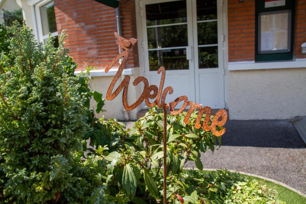 Logis - Hotel Restaurant Du Canard Hangest-sur-Somme Exteriör bild